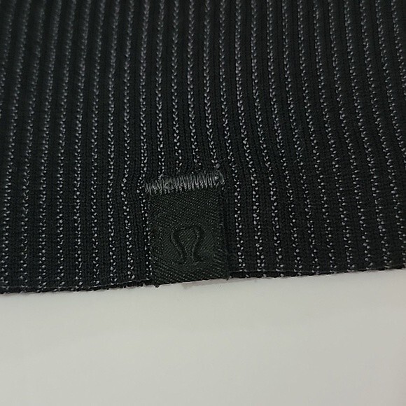 LULULEMON Swiftly Breathe Long Sleeve Vented Camo Top size 4 - Picture 7 of 8